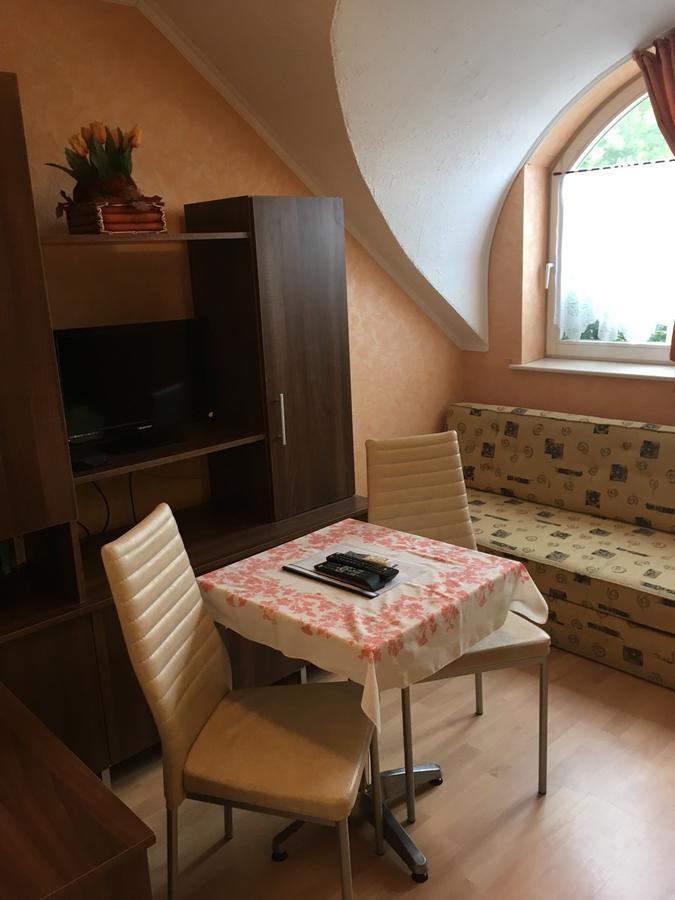 David Apartman Gyula Bagian luar foto
