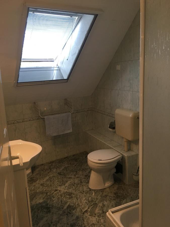 David Apartman Gyula Bagian luar foto