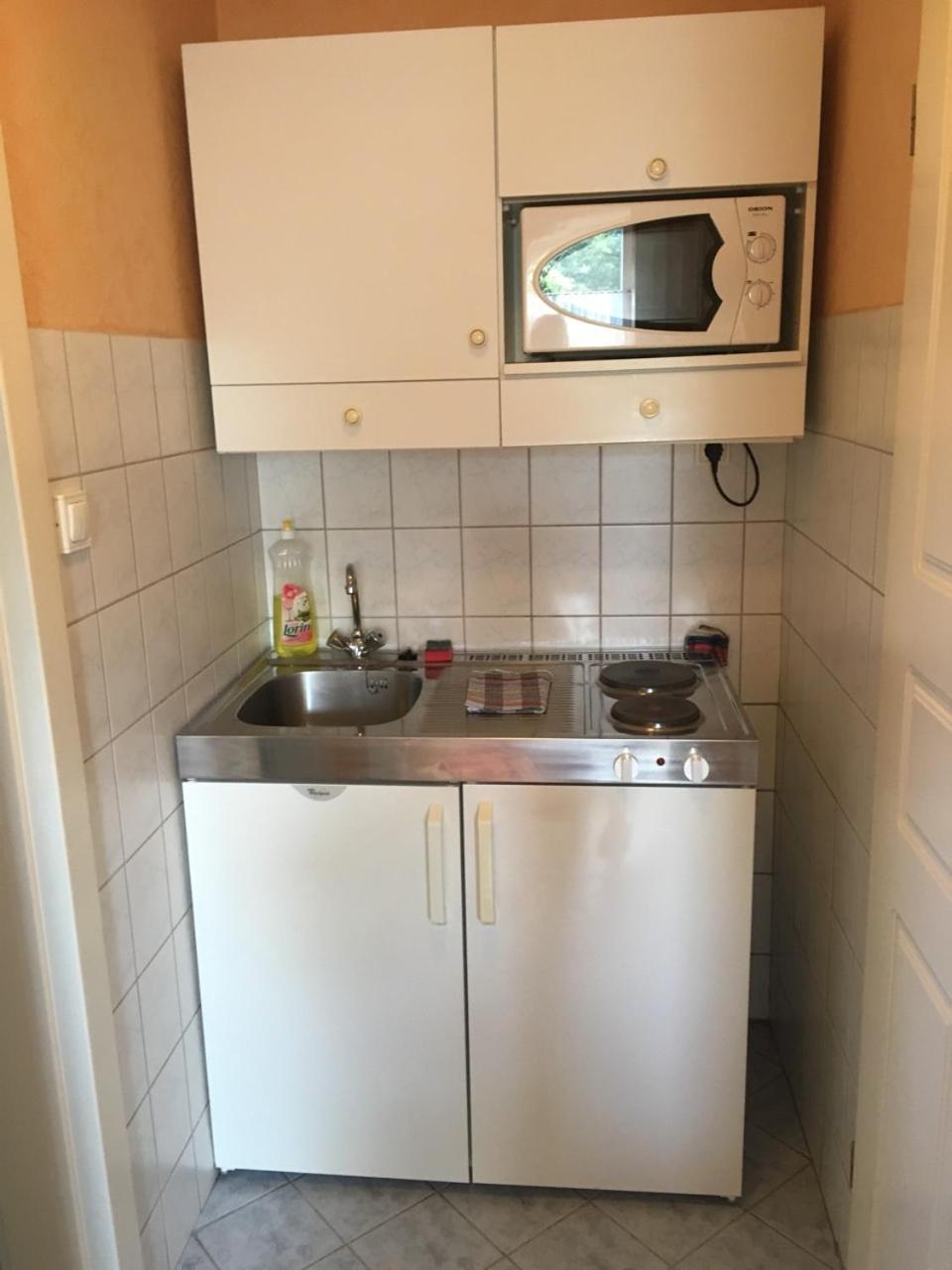David Apartman Gyula Bagian luar foto